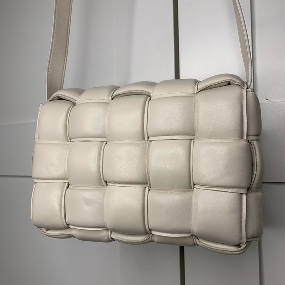 Bottega Veneta Padded Cassette Classic White Leather - Picture 4 of 16